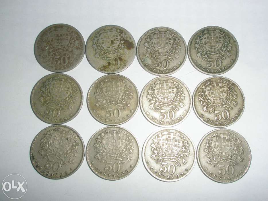 Moedas de 50 centavos e 1$00