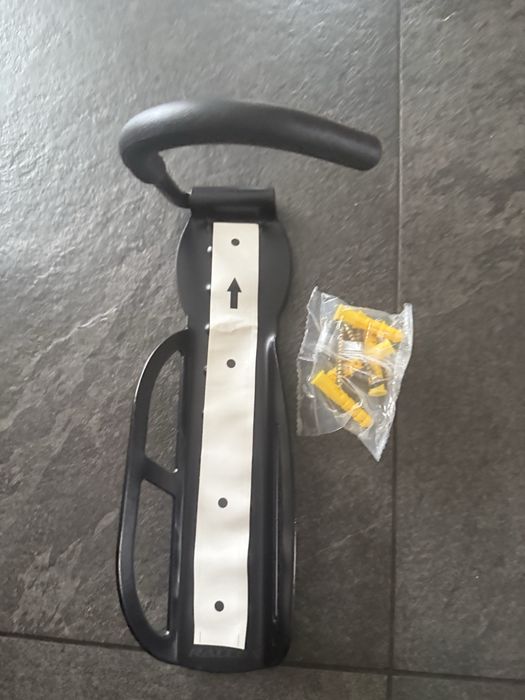 Wieszak ścienny  na rower 25 kg