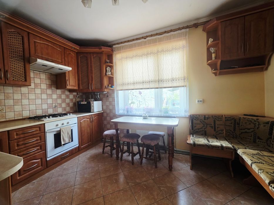 Продається  будинок. Працюєм з бюджетними коштами.