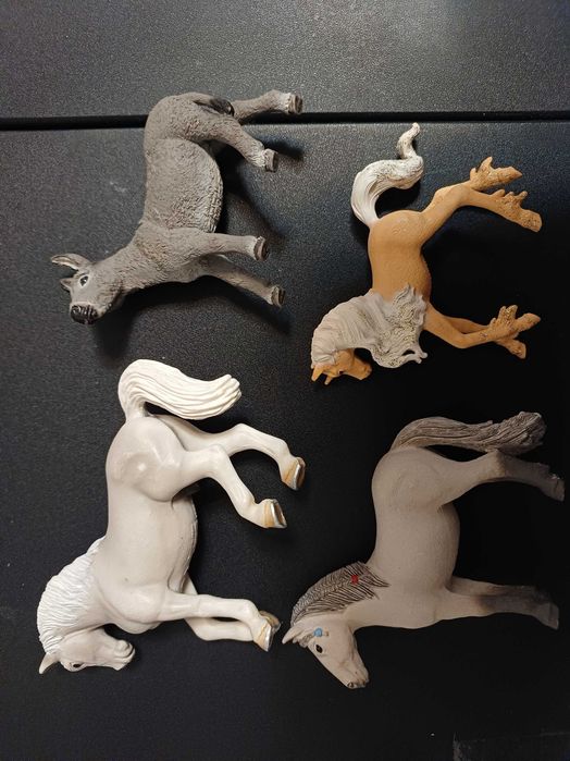 Schleich кінь осел свиня лоша овечка Papo пінгвін та сурікат