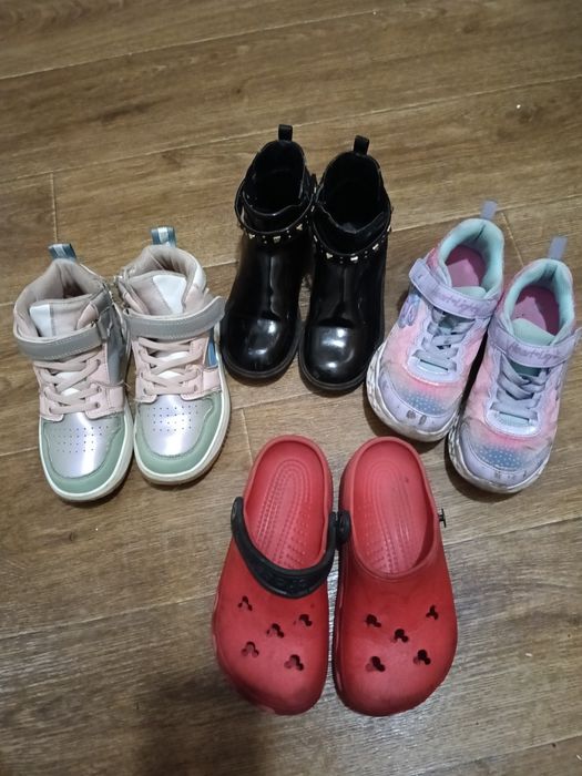 Взуття 29-30 розмір для дівчинки