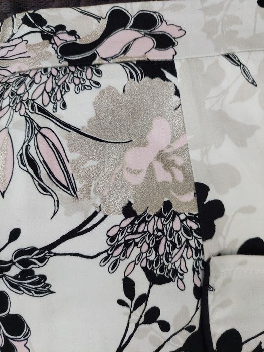 Mini spódnica w kwiaty