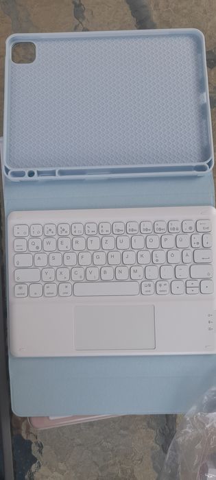 Etui z klawiaturą SAMSUNG GALAXY TAB S7 S8