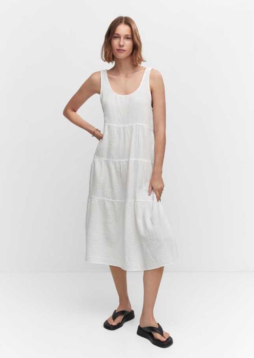 Ніжна романтична сукня, плаття, сарафан Mango