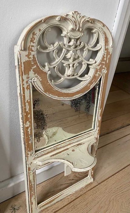 Unikatowe Lustro Vintage z Półką i Ramką – Shabby Chic – Sygnowane!