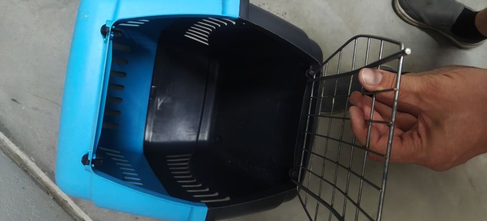 Caixa de transporte animais