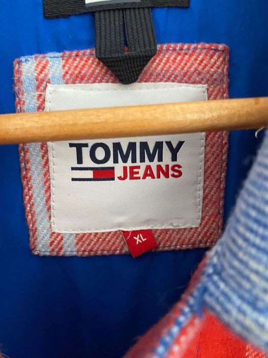 Casaco camiseiro Tommy Jeans como novo