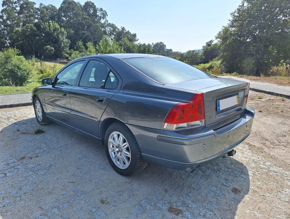 Volvo S60 Nivel II D5 2.4 185cv 2006 foto 3