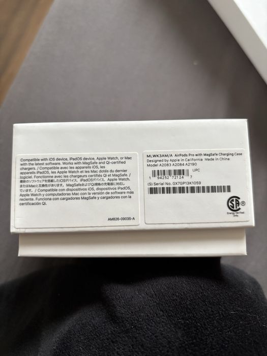 AirPod Pro with Magsafe Charging Case, навушники