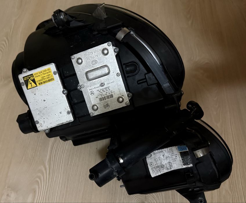 Farol Mercedes Class E W211 Original Xenon Direito