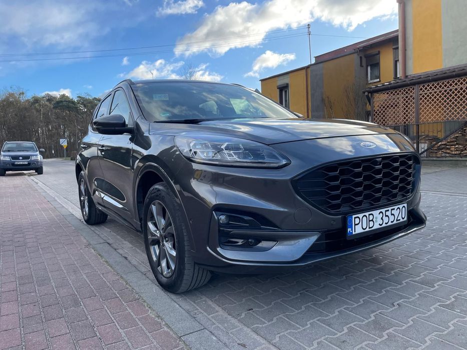 Ford Kuga Ford Kuga Plug-In Hybrid ST-Line X | 2022 | Automat |