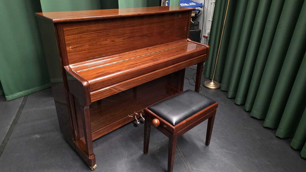 Piano Vertical - Taylor TU-110