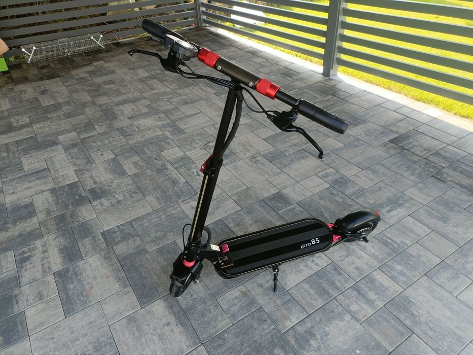 Hulajnoga elektryczna Motus 8,5 PRO