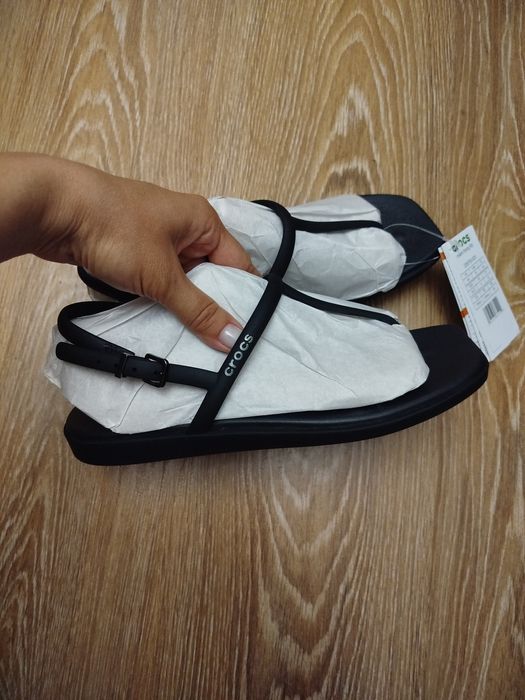 Crocs w6  оригінал з бірками 35-36 розмір
