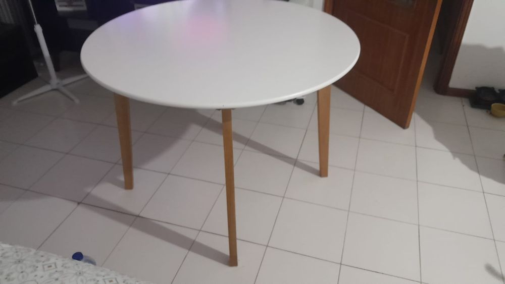 Vendas de móveis e outros