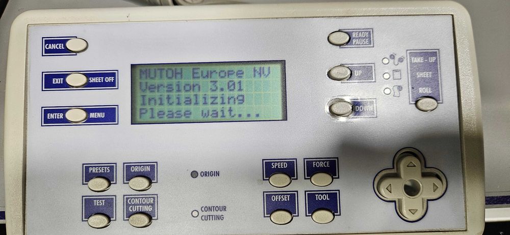 Ploter tnący MUTOH ULTIMA SC-1400D z systemem E-POS sprawny 100 %