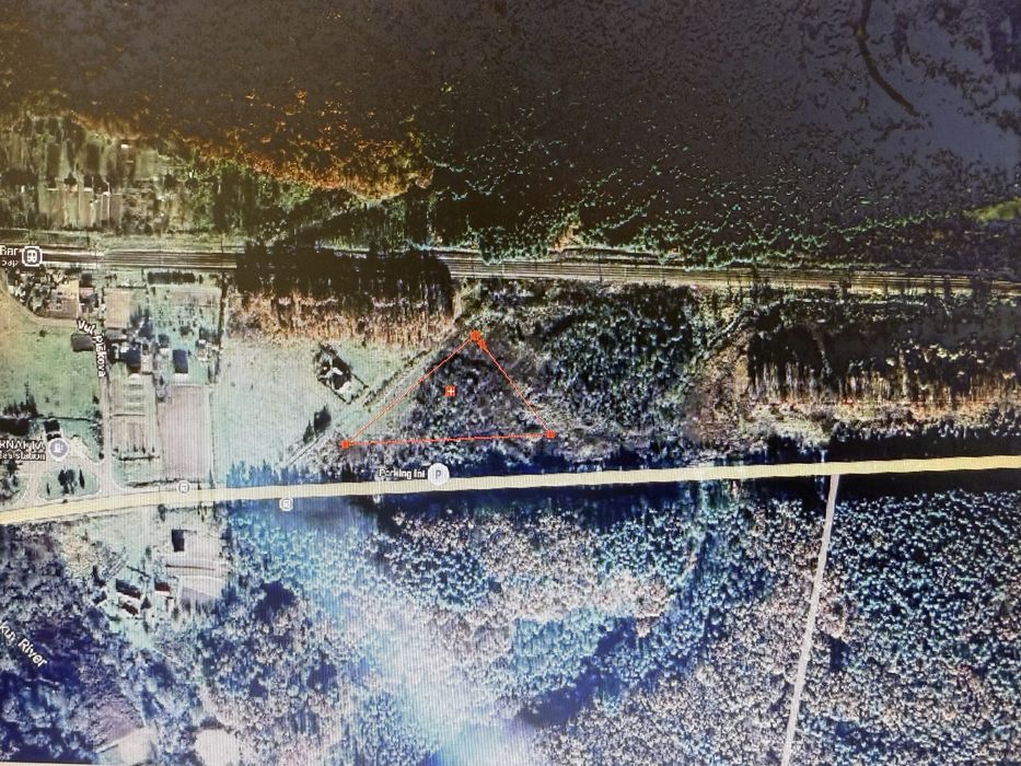 Продаж земельної ділінки промислового призначення с. Родатичі , Львів