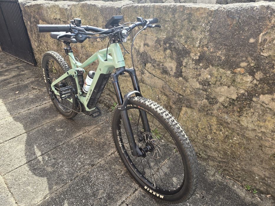 Bicicleta eletrica Flyer uproc 3