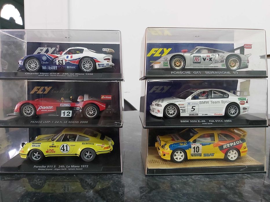 Carros de pista escala 1:32