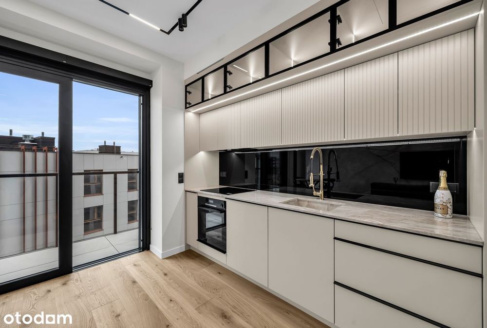 Towarowa Towers | Ekskluzywny 3-pok. apartament w wieżowcu | Metro |