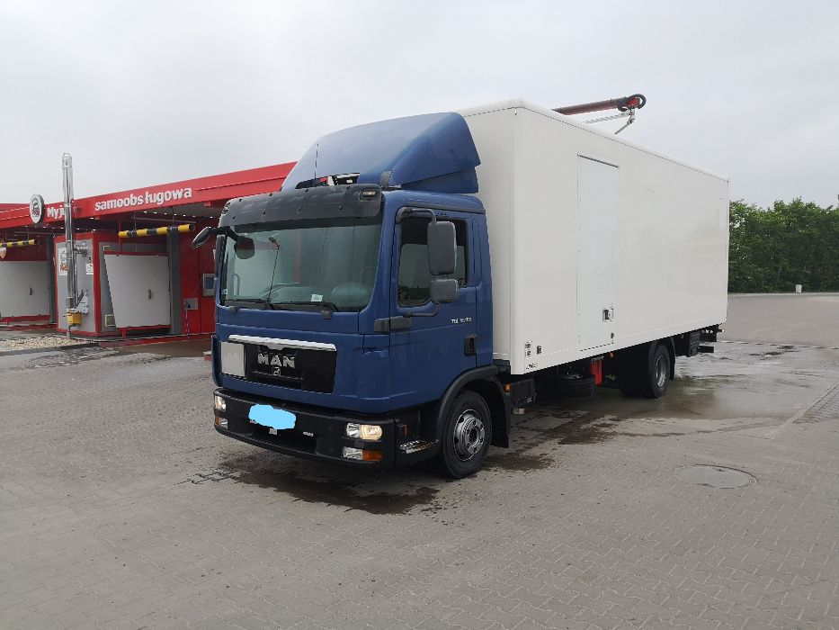 Transport ciężarowy / realizacja usług również w weekendy