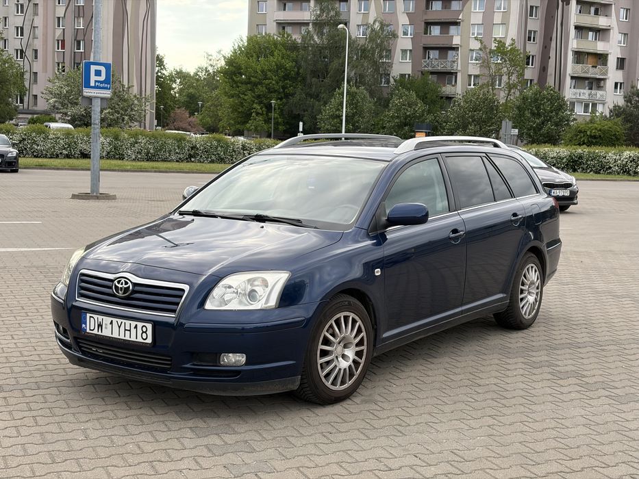 Toyota Avensis T25 1,8 benz, Stan bdb