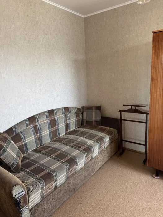 Продам 3 комн. квартиру проспект Поля / Медтехника.