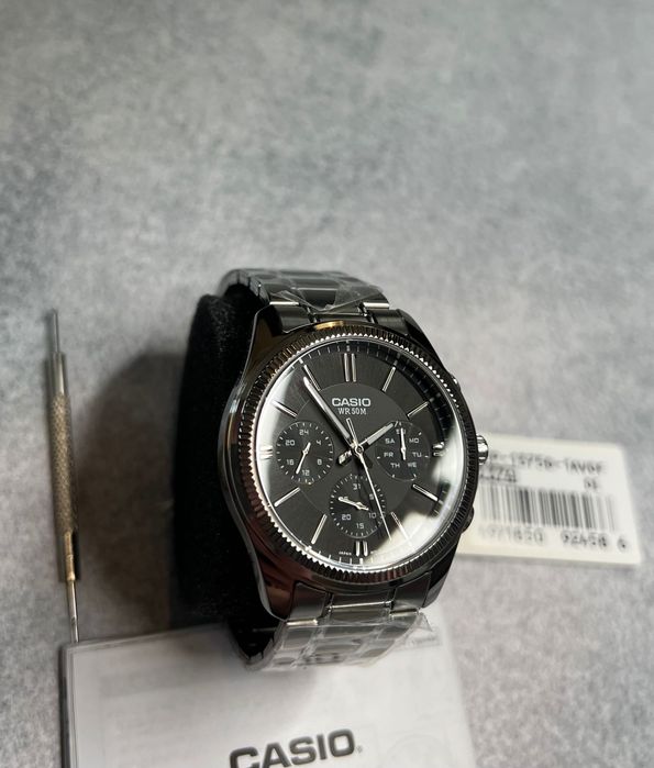 Casio MTP-1375D-1A — стильний чоловічий годинник, оригінал