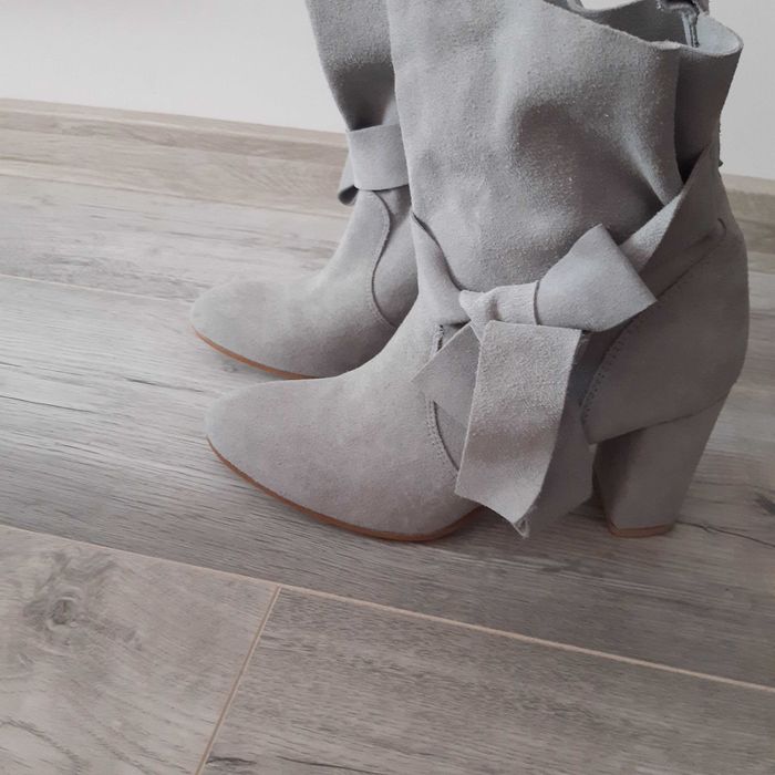 Botki szare 36 zamszowe