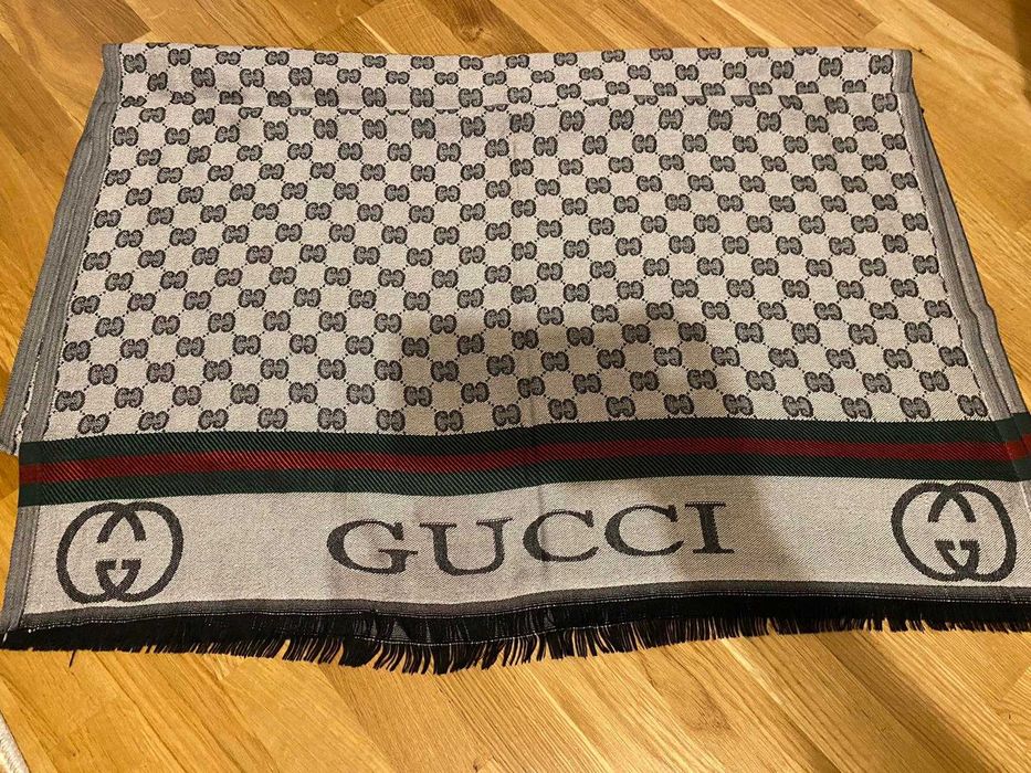 Szalik dwustronny Louis Vuitton Szal Gucci Burberry Chusta