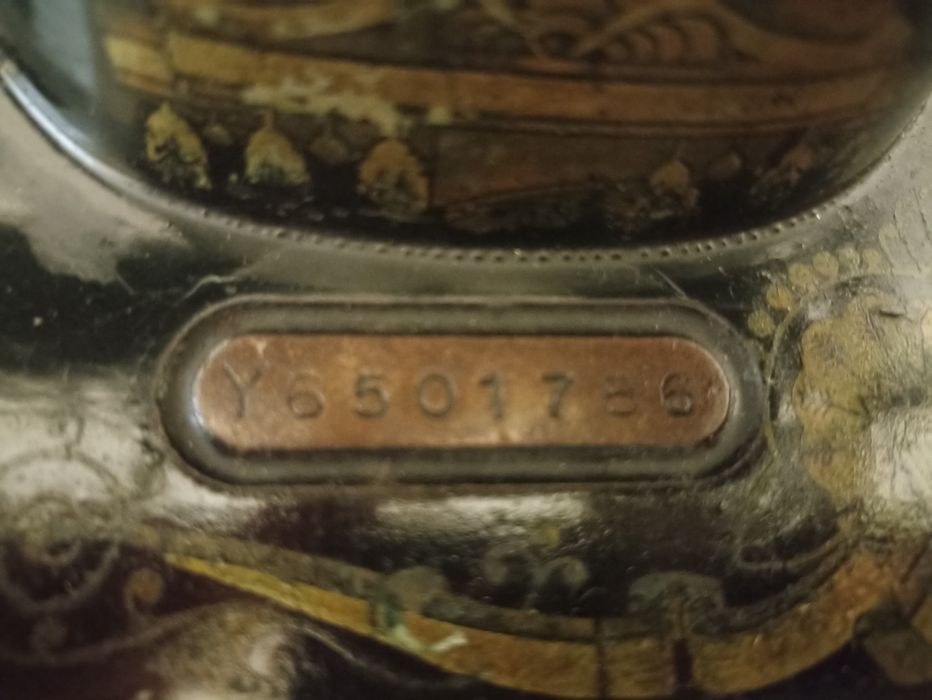 Máquina de costura antiga Singer