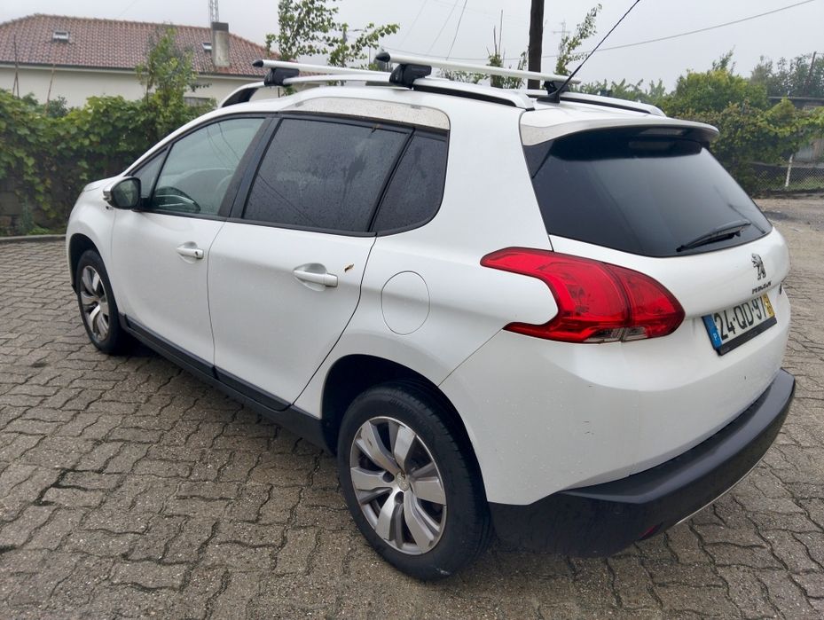 Peugeot 2008 — fotografia 6
