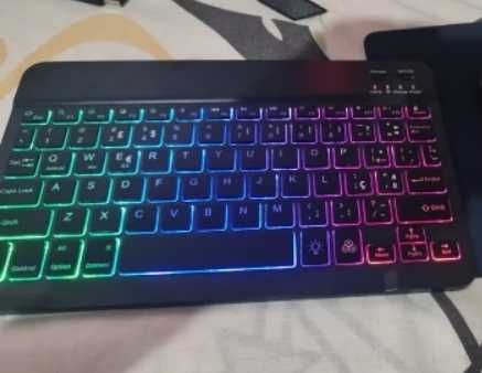 Клавіатура блютуз з підсвіткою 7 кольорів, 10"