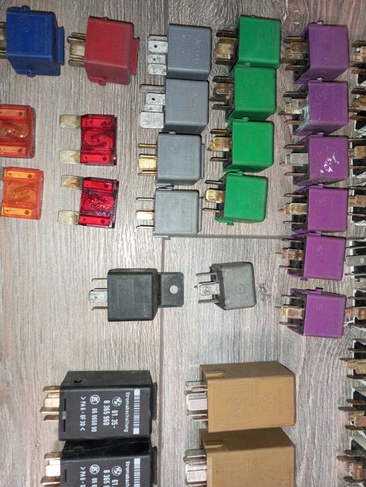 реле BMW e39e38e34e36e32e60e53e46