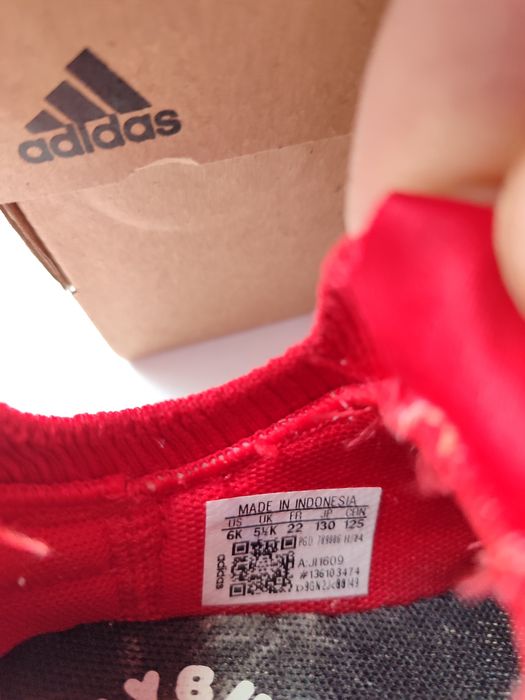 Дитячі кросівки Adidas bubblecomfy