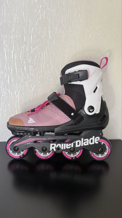 Ролики Microblade ROSE р.35-38 + захист S