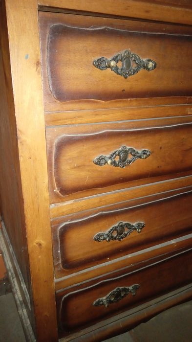 movel antigo madeira castanho