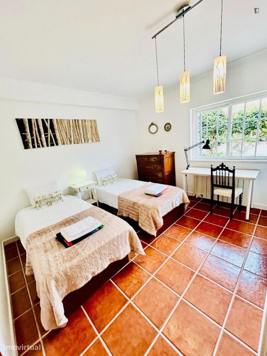 Quarto - localizado em Cascais Lisbon