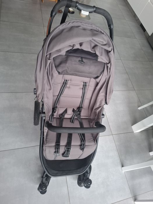 Wózek spacerowy Valco Baby Snap 4 – lekki, wygodny i funkcjonalny
