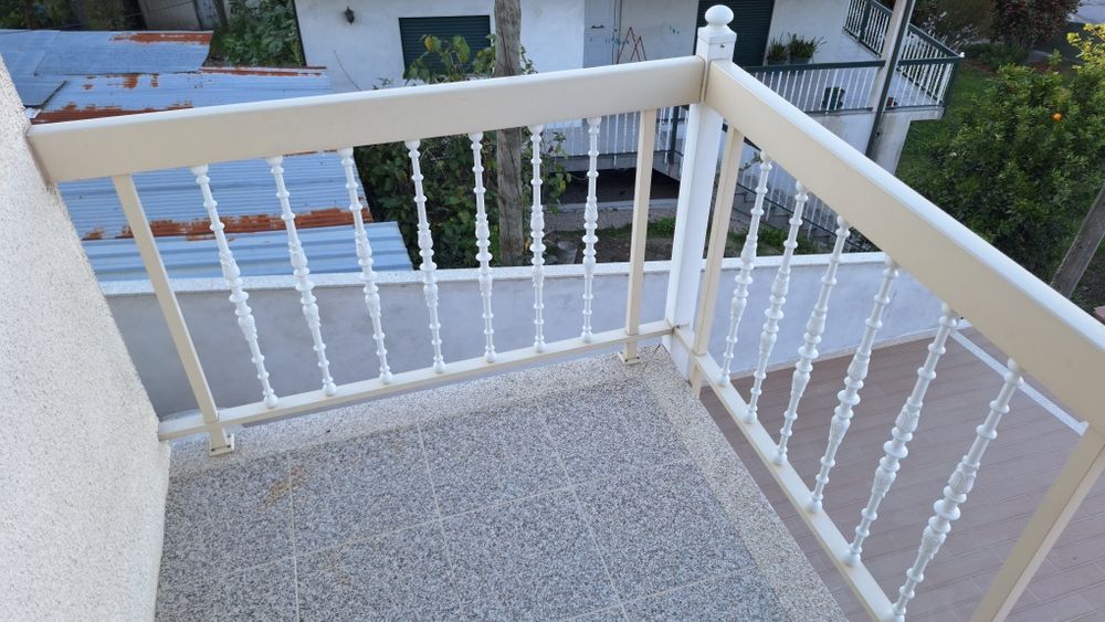 Grade de varanda em alumínio