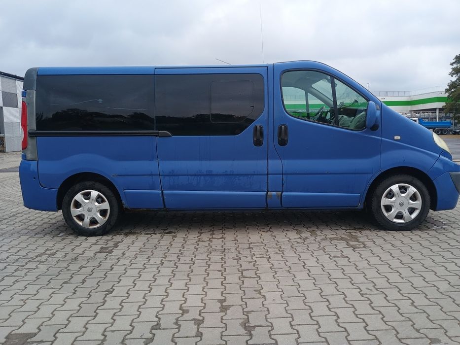 Renault Trafic L2H1 2,0dci 9-cio osobowy