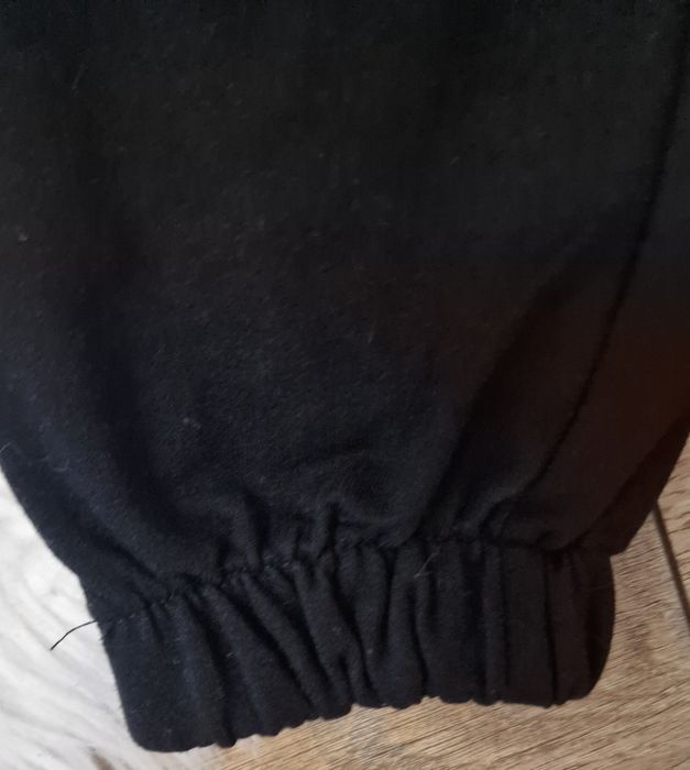 Spodnie dresy" Trendyol".