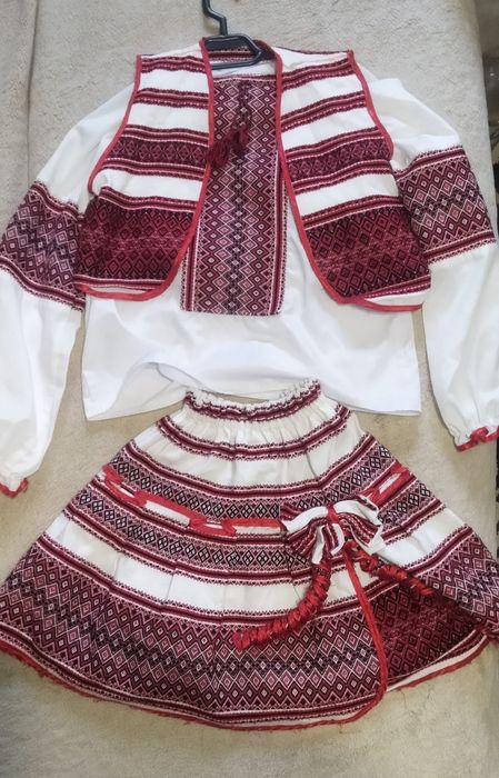 Вишиванка для дівчинки