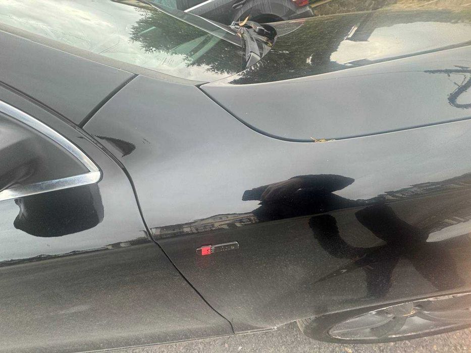 Передні Крила до Audi Q7 2005-2015 (ціна за шт.)