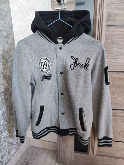 Куртка на підлітка