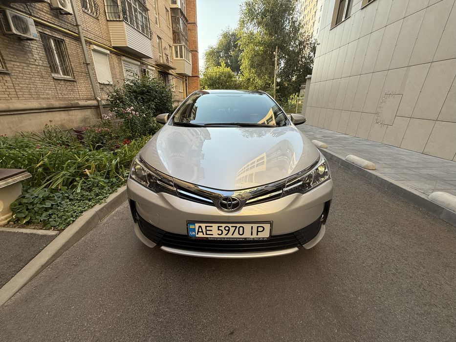 Идеальная Toyota Corolla. Цена снижена!