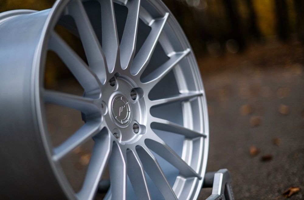 Japan Racing SL05 5x100 5x110 5x112 5x114.3 5x120