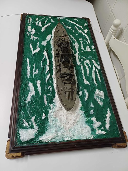 Maquete de navio Inglês 1942 em madeira