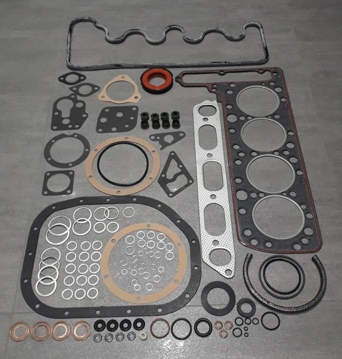 zestaw uszczelek silnika mercedes w123 200d 220d