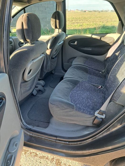 Vendo Renault  senic  1.9 dci